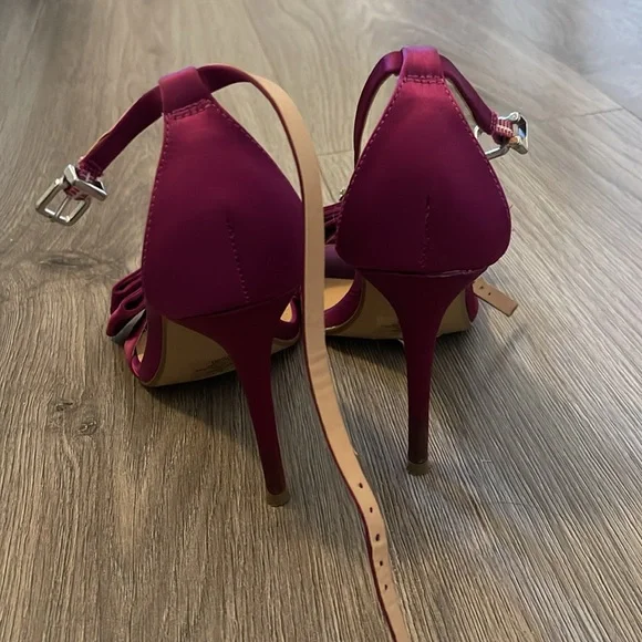Fuchsia Embellished Bow Heels - Picture 3 of 7